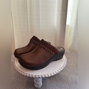 Børn Brown Leather Ellendale Cigaro Clog Slip On Size 6
